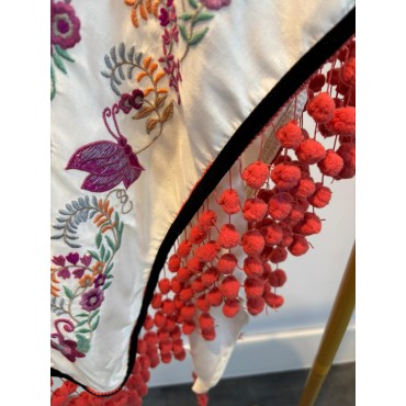 Mantoncillo morillas marfil