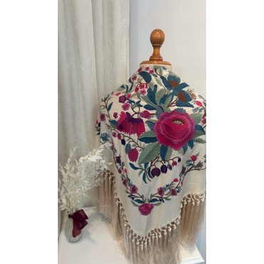 Mantoncillo Macarena beig