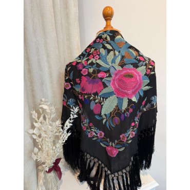 Mantoncillo Macarena negro